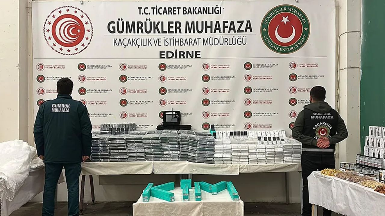 Kapıkule'de 400 Elektronik Sigara Yakalandı
