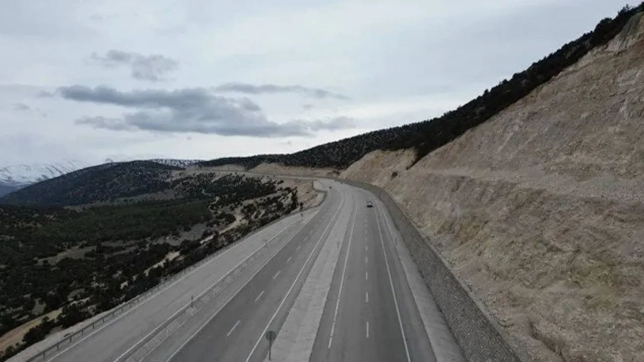 Korkuteli-Elmalı Yolu Yarın Hizmete Giriyor