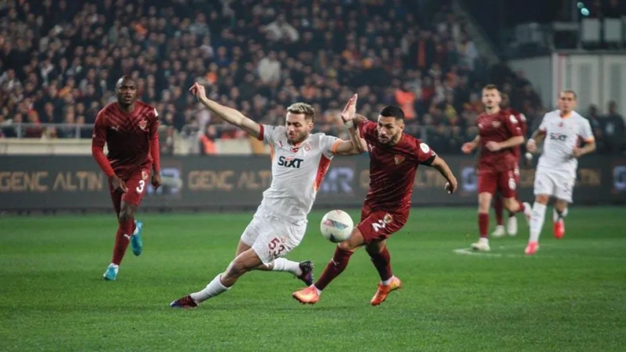 Hatayspor-Galatasaray maçındaki penaltı kararı VAR incelemesinin ardından onaylandı