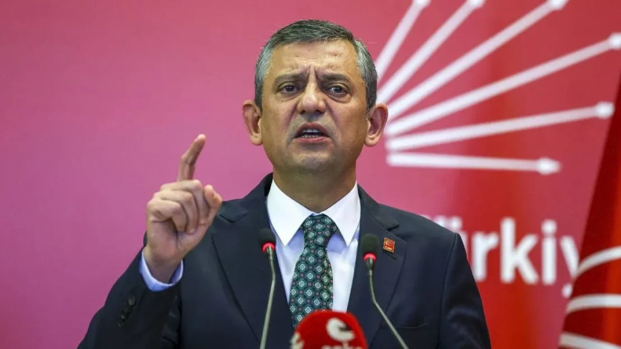 Özgür Özel, Rıza Akpolat'ı Ziyaret Etti