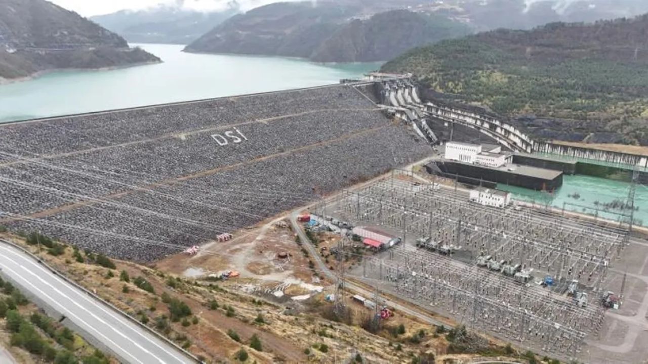 Artvin'deki barajlar ekonomiye 19 milyar lira katkı sağladı