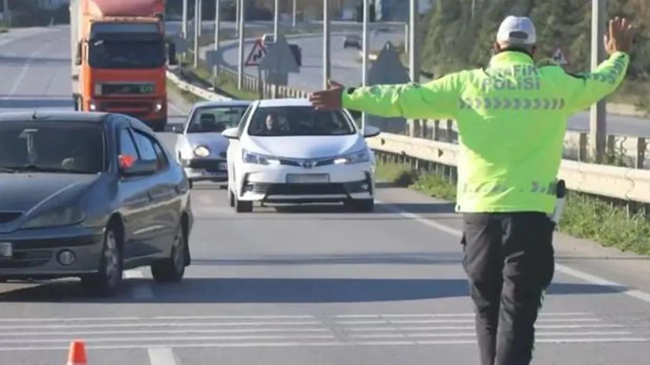 Otobüs Denetimlerine İlişkin Ayrıntılar Yerlikaya Tarafından Açıklandı