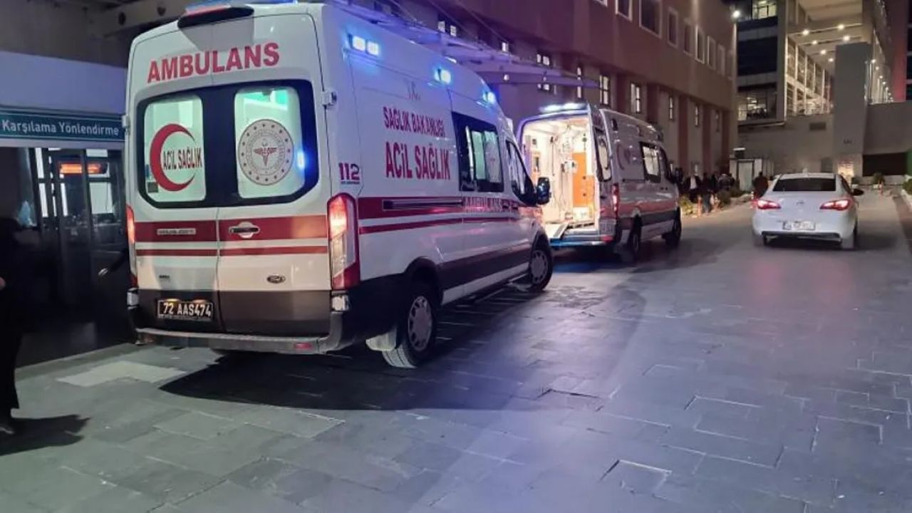 Çocuğun tüfekle oyunu trajediye dönüştü: Anne vuruldu