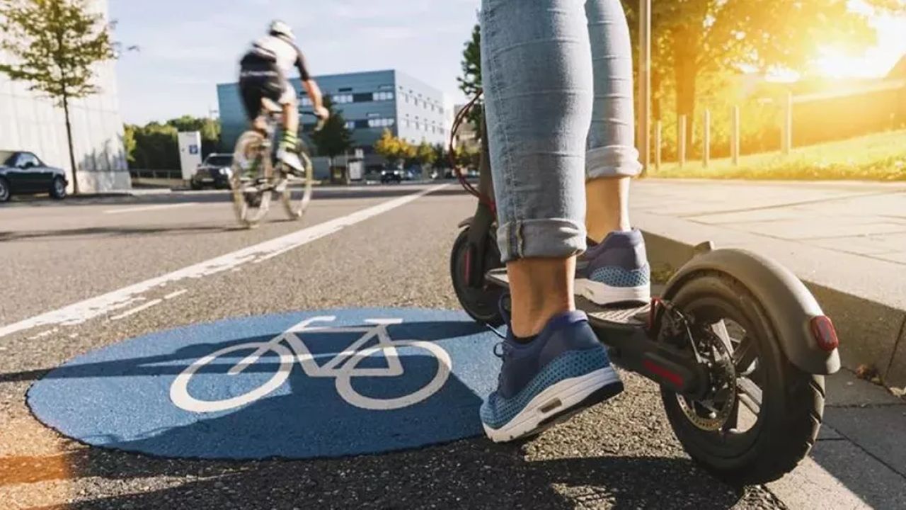 Elektrikli Scooterlarda Yeni Düzenleme: Hız Limiti ve Yerlilik Şartı Getirildi