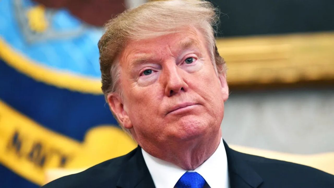 Trump'tan Meksika ve Kanada'ya ek vergi kararı