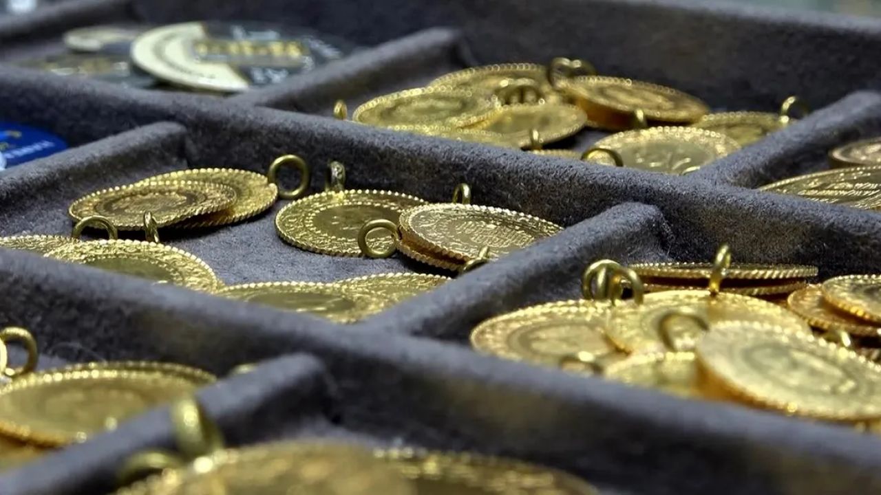 Altın değer kazanırken dolar ve Bitcoin düşüşte