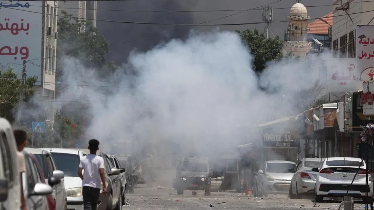 İsrail'in Cenin'e düzenlediği askeri saldırıda 7 kişi hayatını kaybetti