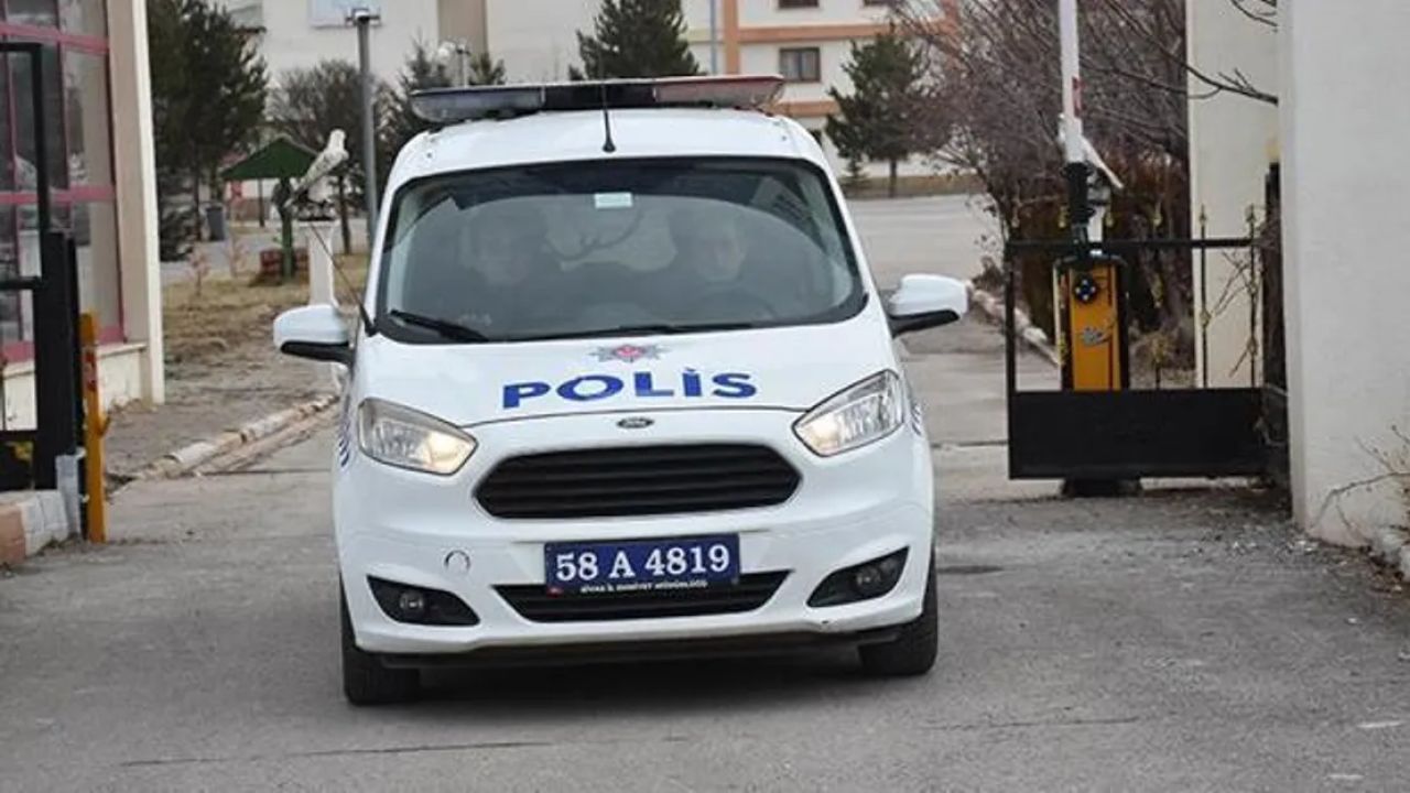 Üniversite öğrencisi yurt banyosunda ölü bulundu