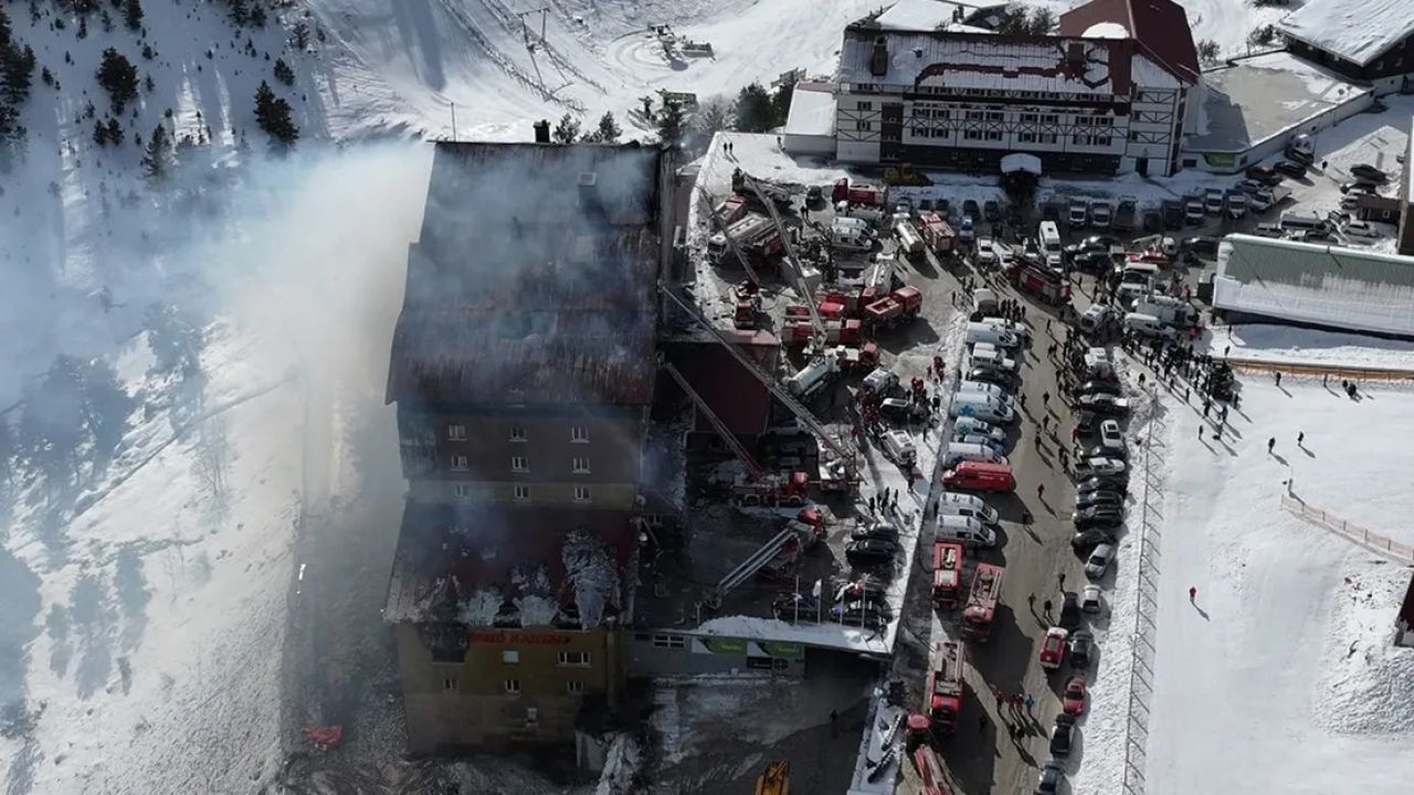 Kartalkaya'da bir otelde çıkan yangınla ilgili itfaiye raporu açıklandı