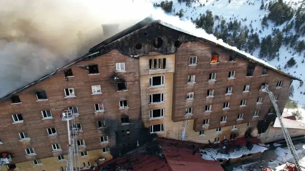 Otel yangınında ölü sayısı yükseliyor