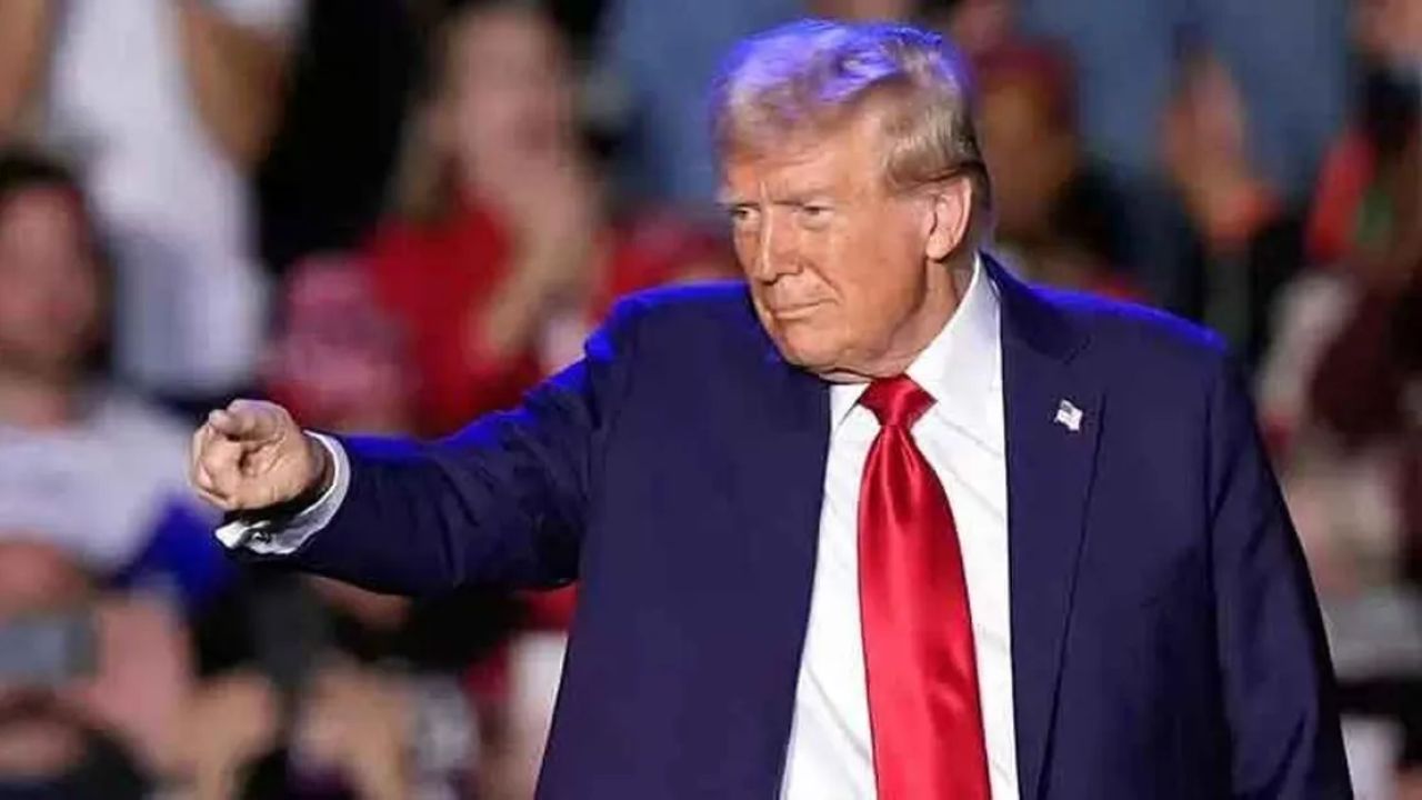 Trump, Putin'e savaş konusunda uyarıda bulundu