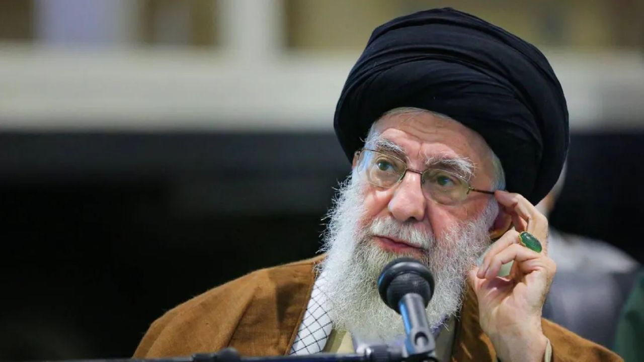 Hamaney: ABD ile Müzakerelerin Faydasız Olduğunu Belirtti