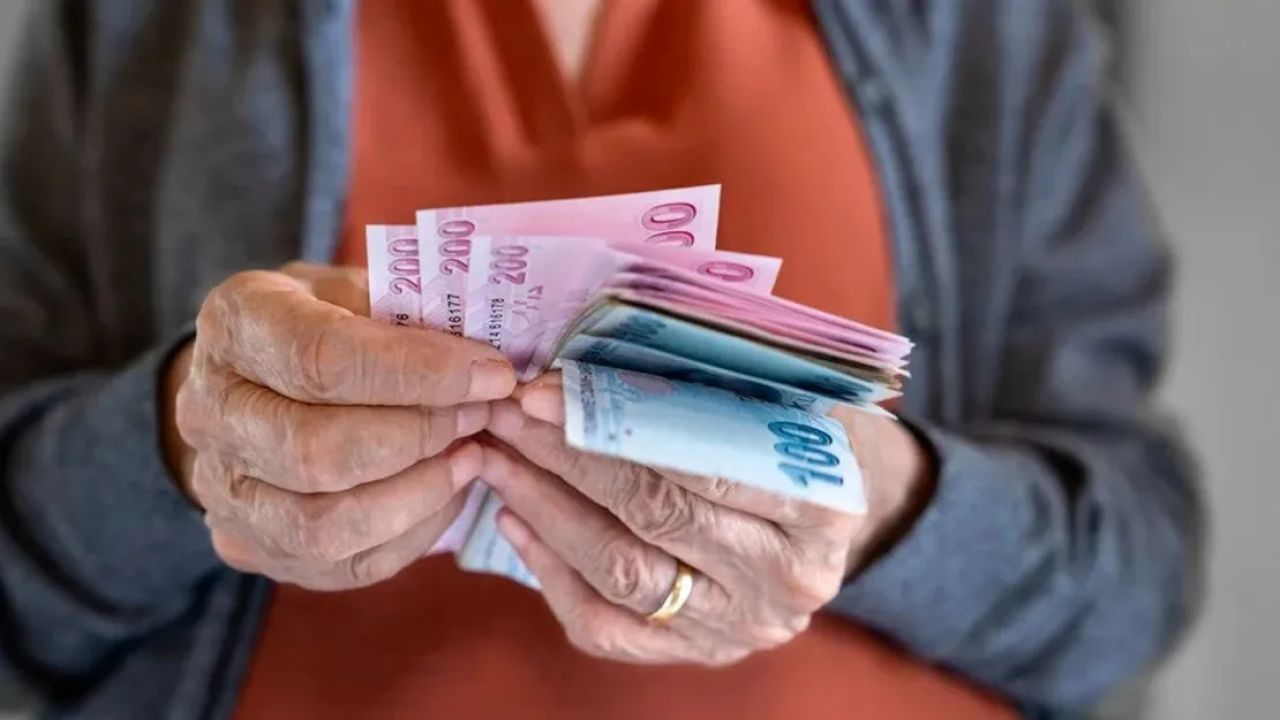 Emekli maaş farkları yarın hesaplarda olacak