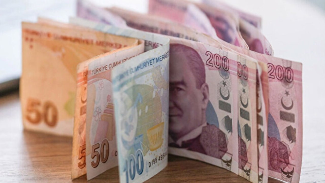 EMEKLİYE BOL KEPÇE ÖDEME! SSK ve Bağ-Kur’luya 20 Bin TL Yatacak