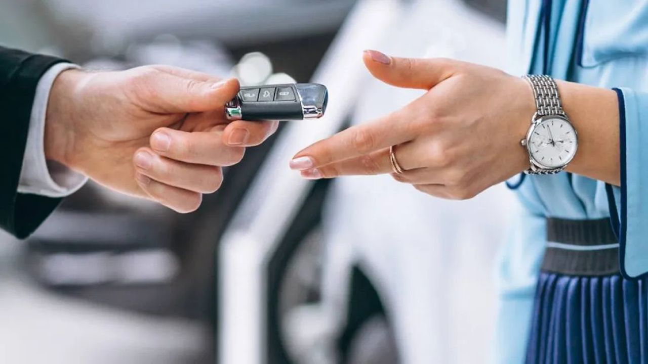 Hong Kong'da rakamlı plaka 66 milyon dolara satıldı