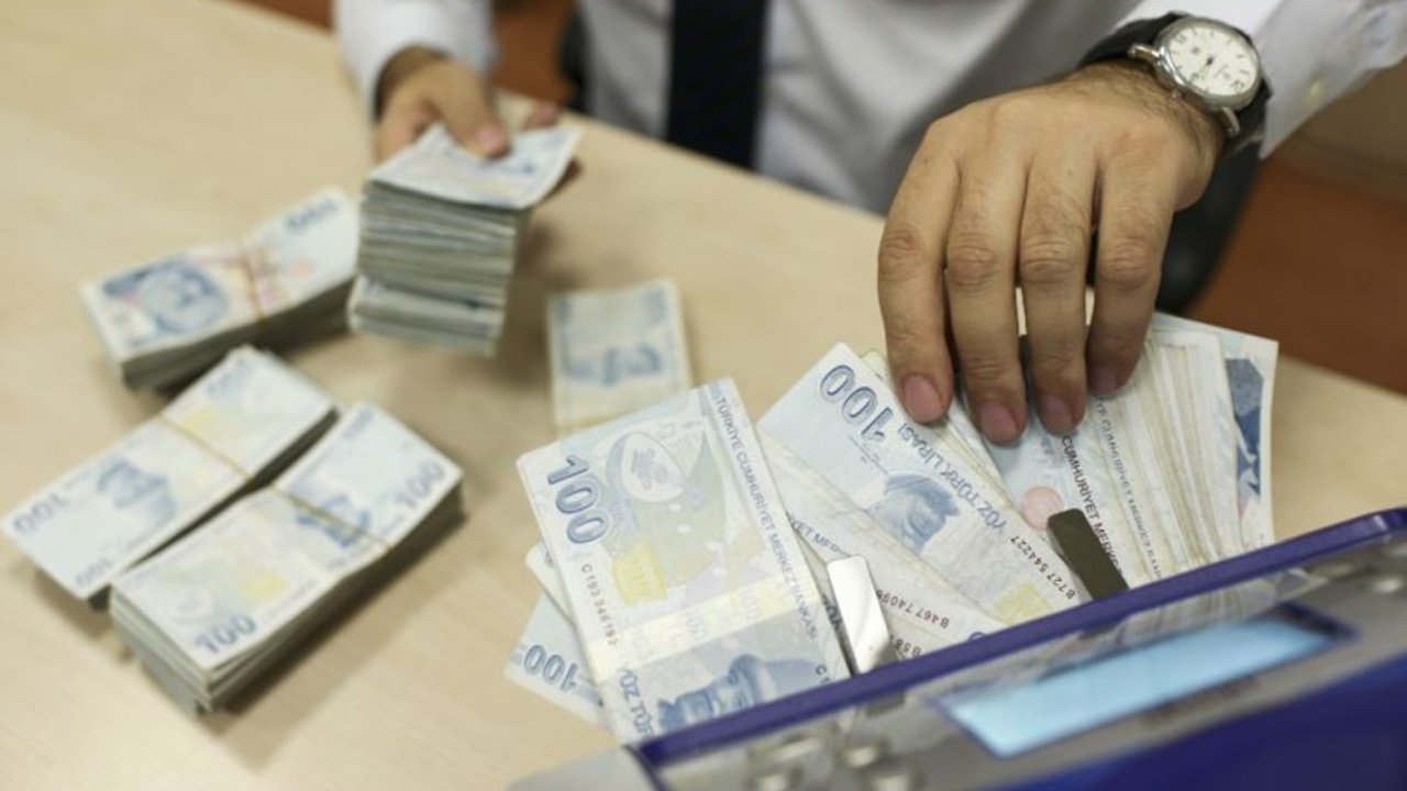 3 aylık maaş farkı ödemeleri hesaplara yatıyor