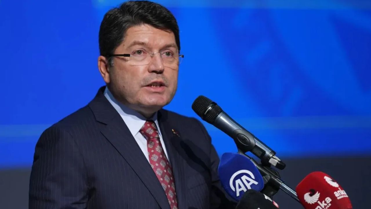 Tunç'tan TÜSİAD'a Eleştiri: Hukuk Güvenliği Sorunu Gündemde