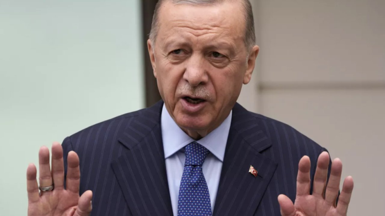 16 MİLYON EMEKLİYE Bugün Saat 10.00'da duyuruldu! EYT, SSK, Bağkur ve Memur Emeklilerine MÜJDE! En Düşük Maaşı Güncellediler!