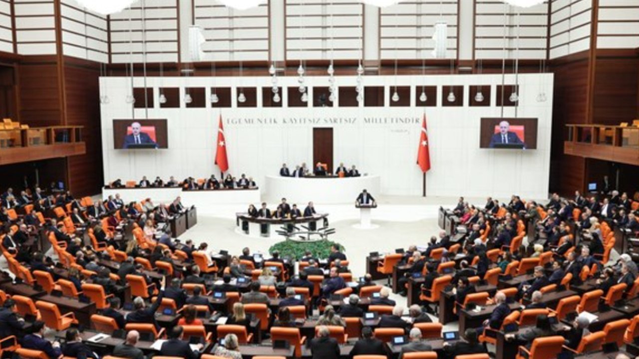 Meclisin yeni karar SGK emeklisi için oldu! Onaylandı ve 12000 TL ödeneceği açıklandı