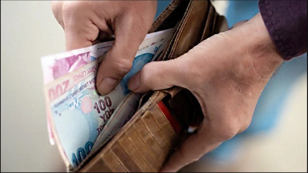 Emekliye Bol Kepçe Ödeme! SSK, BAĞKUR, Memur Emeklisine 25.000 TL Ödeme