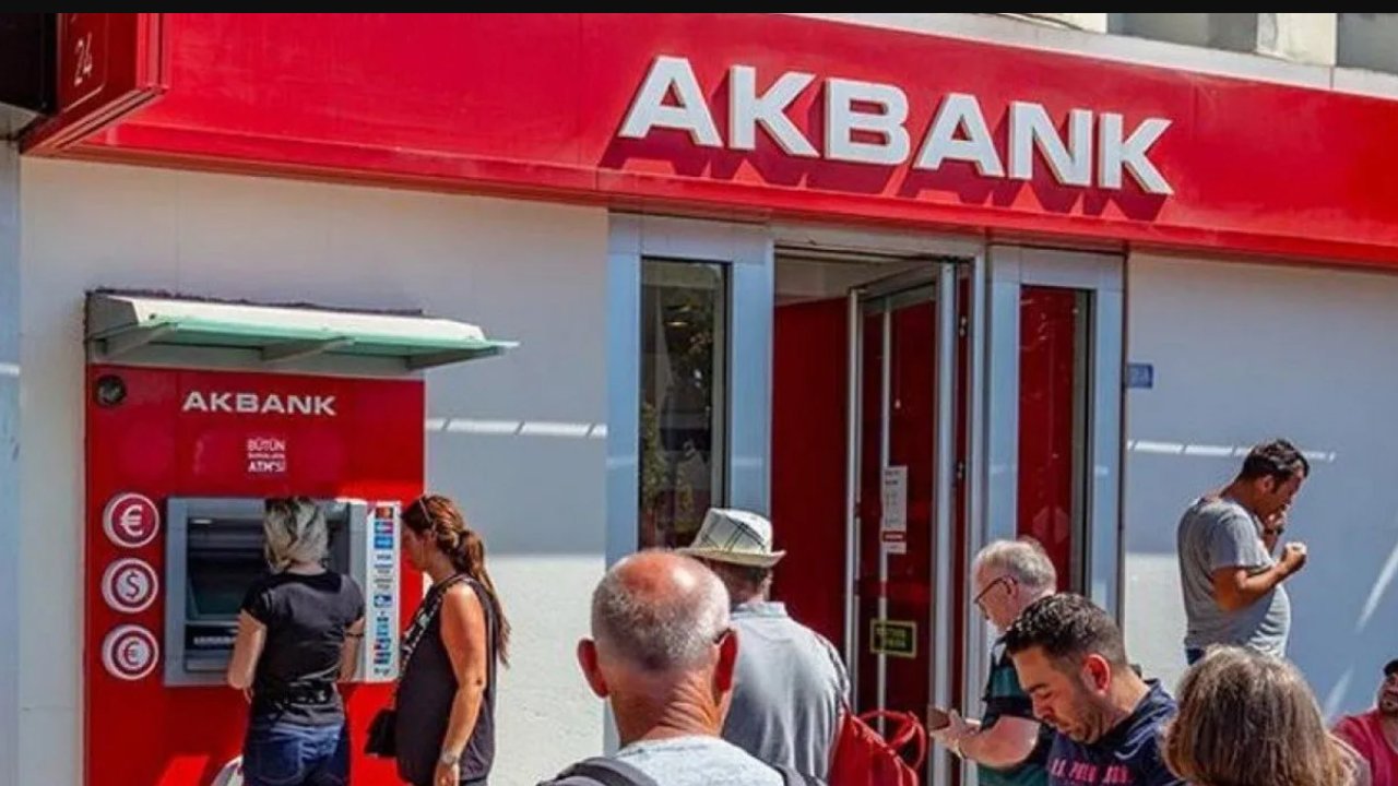 Akbank Emekliye Kapıyı Açtı! Şubeden Başvurana 17.500 TL Para Hediyesi