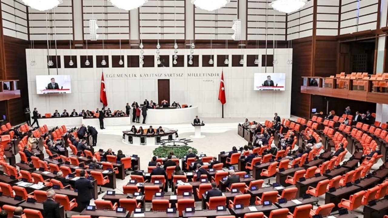 Yüz Binlerin Öğrencinin Gözü Kulağı Bu Haberde: Öğrenci Affı Ne Zaman Gelecek?