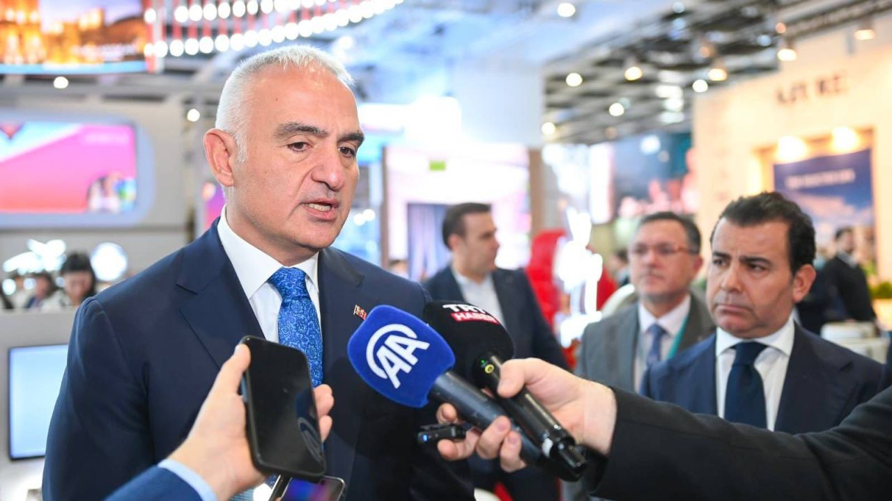 Ersoy: Türkiye turizmde rekorlara devam ediyor