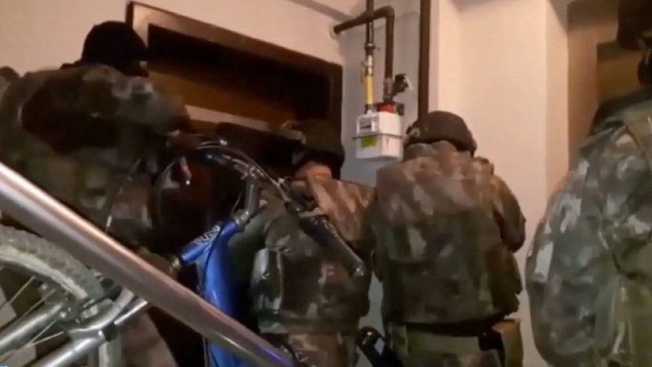 4 İlde Organize Suç Örgütlerine Operasyon: 43 Tutuklama
