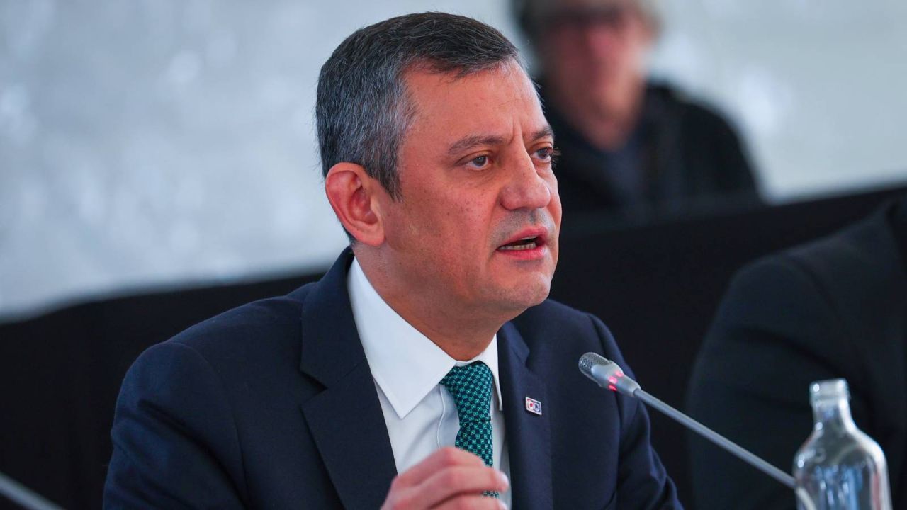 Özgür Özel Avrupa'ya Çağrıda Bulundu: Sığınmacılar Konusunda Çıkar Odaklı Değil, Demokrasi Odaklı İş Birliği Yapın