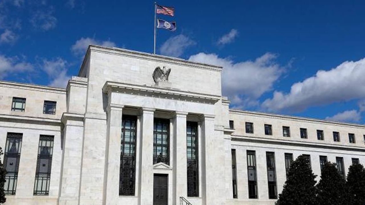 Fed Başkanı Powell, para politikası açıklığını vurguladı
