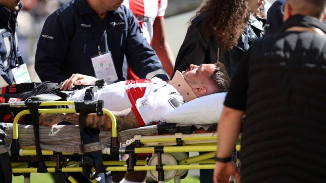 Rey Manaj hastaneye kaldırıldı