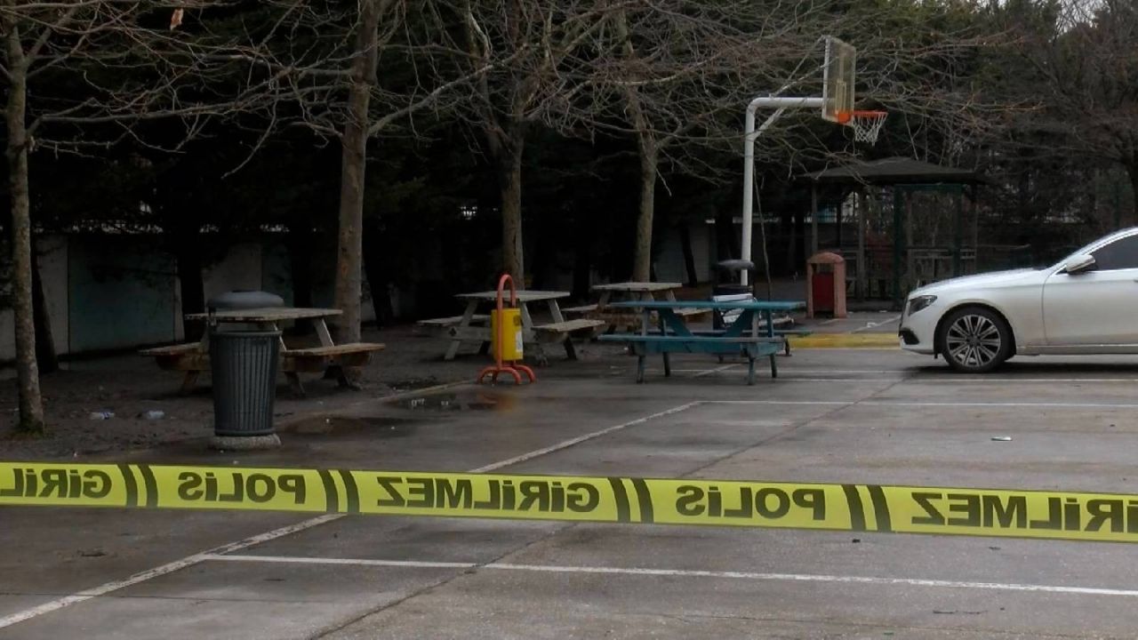 Antalya'da Sulama Kanalına Düşen Çocuk Hayatını Kaybetti
