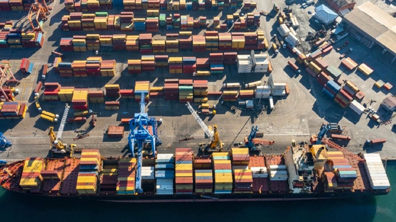 Almanya'nın ihracatı Ocak ayında yüzde 2,5 azaldı