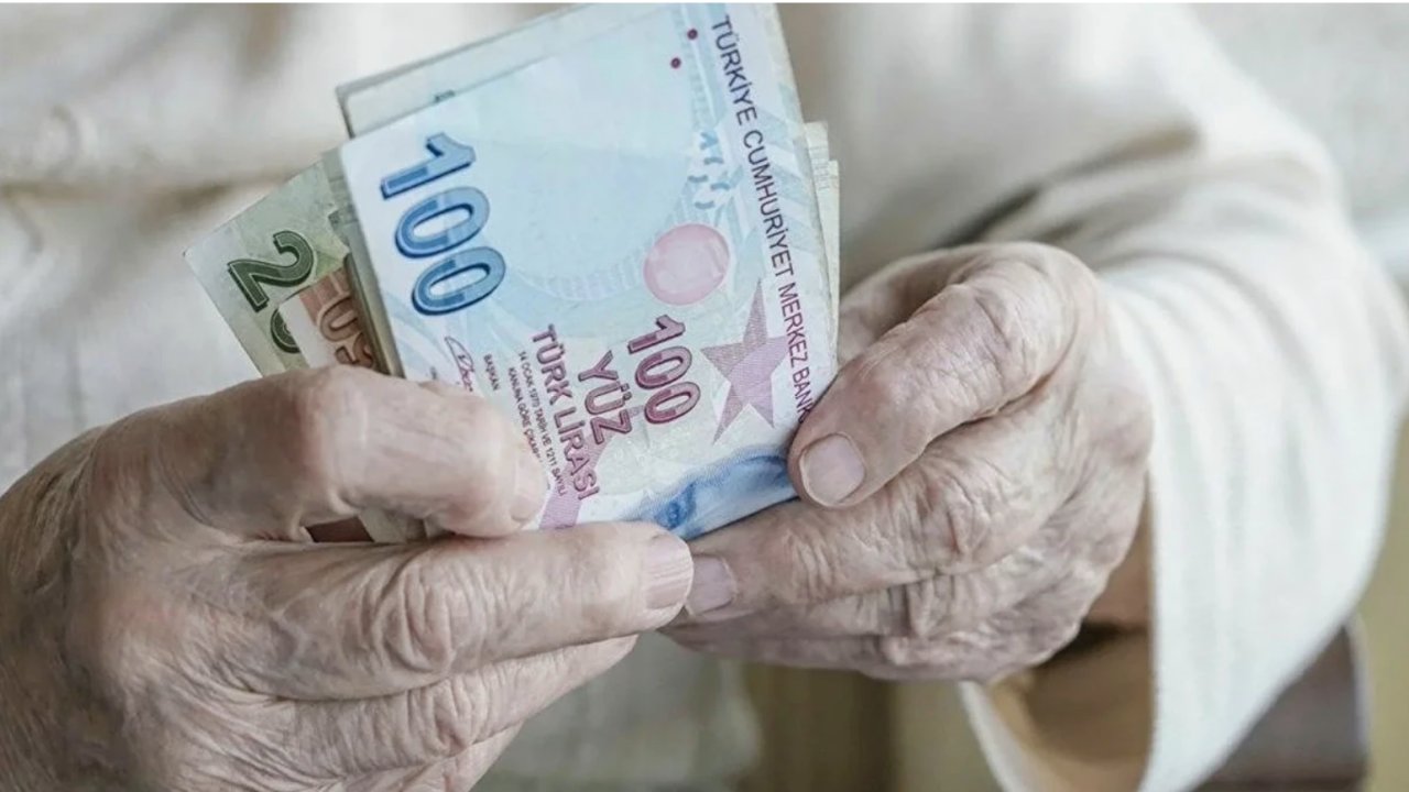 Emekliye Yeni Dönem Başladı! SSK, BAĞKUR ve 4C Emeklilerinin Alacağı Ödemeler Bu Rakama Yükseldi
