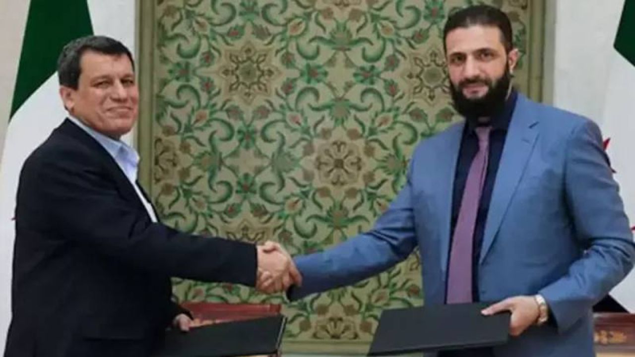 Sedat Ergin: Suriye'deki çözüm süreci ile Türkiye'nin açılım adımları iç içe geçiyor