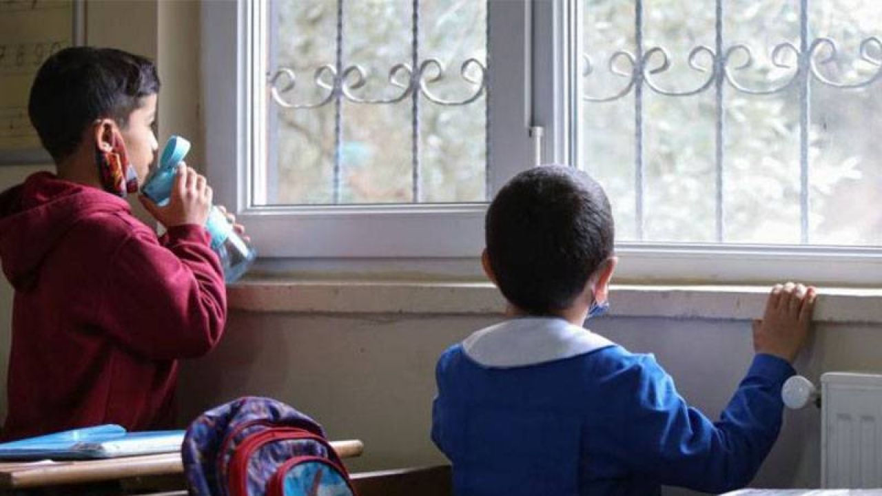 Türkiye'deki Çocukların Gıdaya Erişim Sorunu: Dünya Okul Yemekleri Günü'nde Dikkat Çeken Rapor