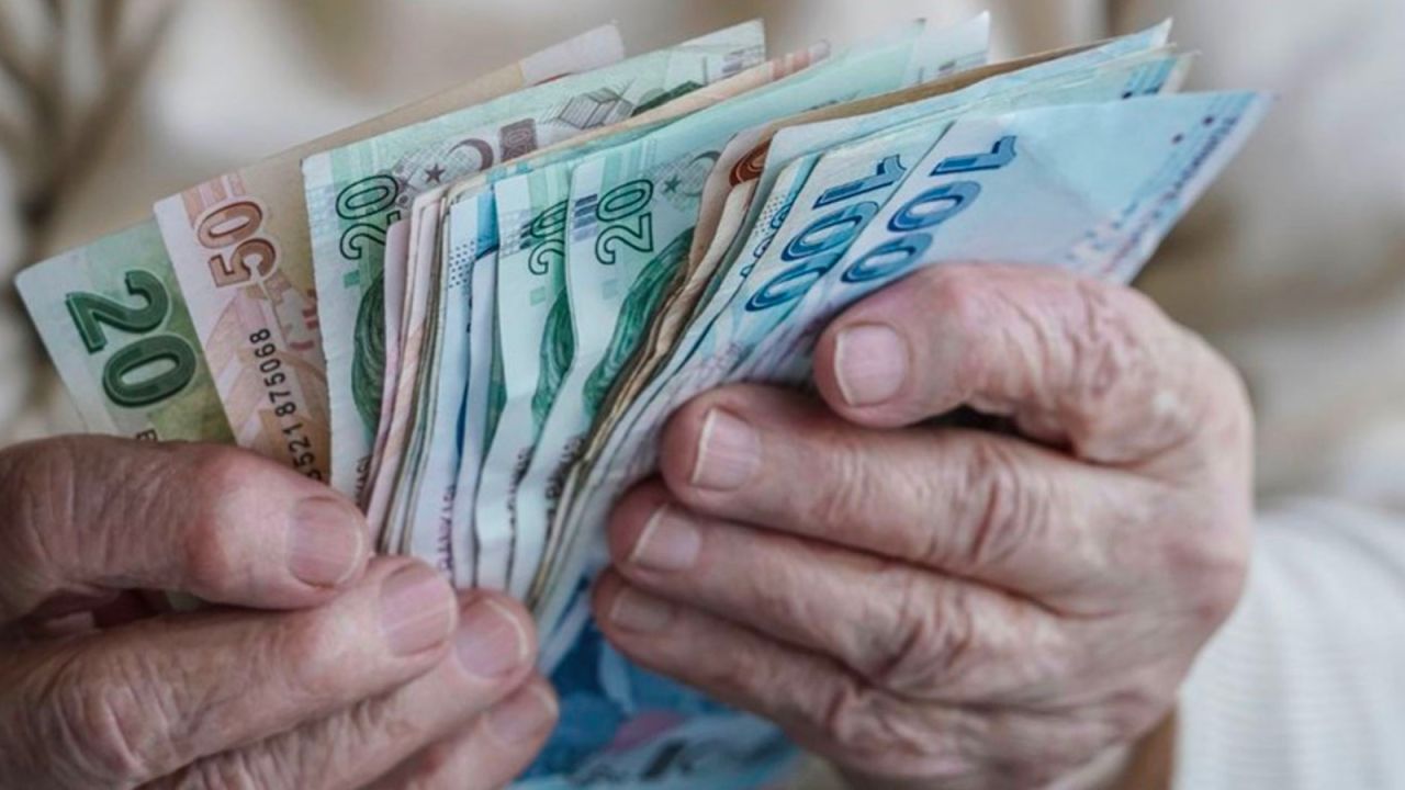 Erdoğan'ın Bin Liralık İkramiye Açıklamasına CHP'den Tepki: İkramiye Değil, Sefalet Payı