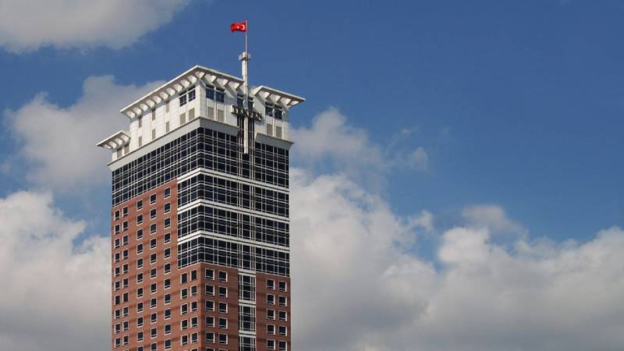 Tekfen Holding Kurucu Ailelerinden İkisi Hisselerini Satarak Şirketten Ayrıldı