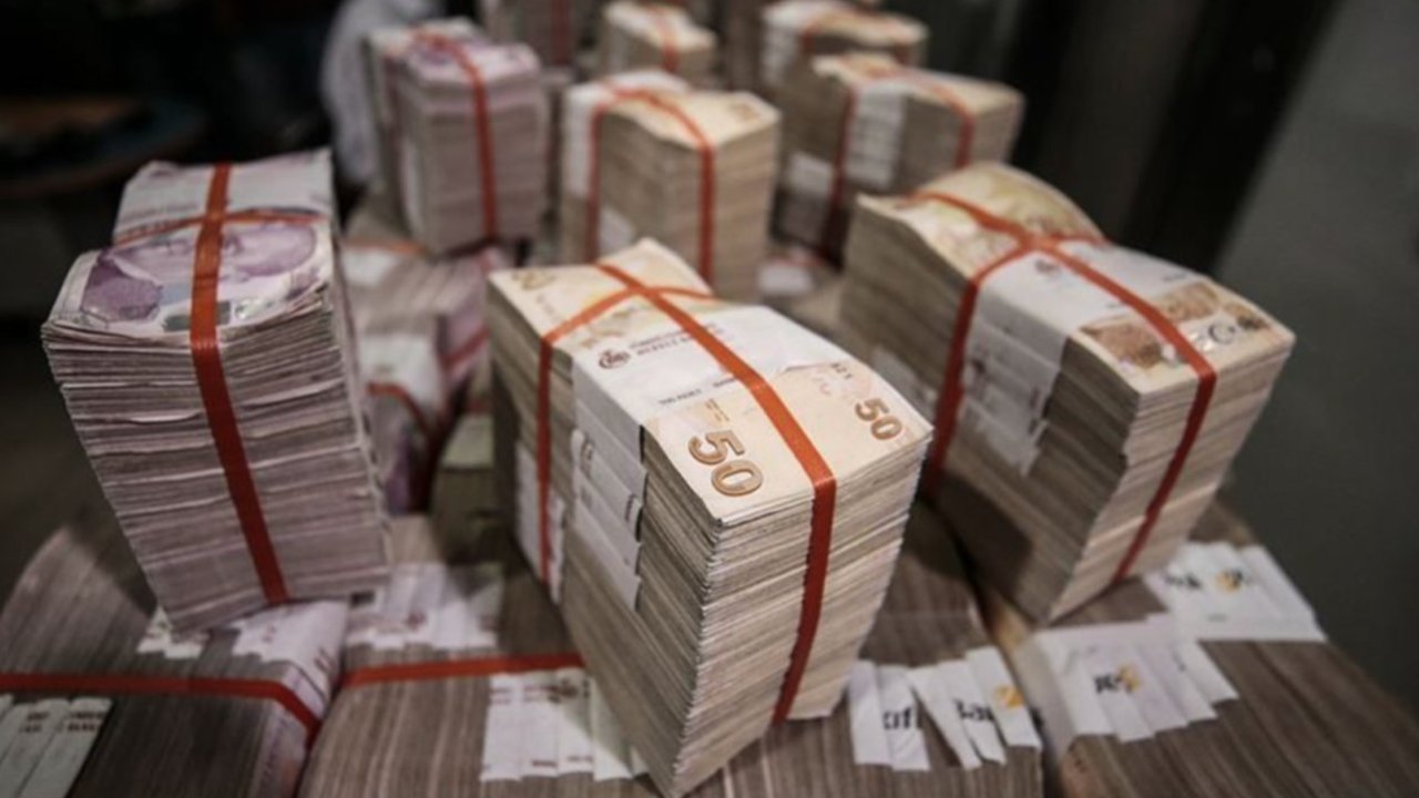 SSK ve BAĞKUR Emeklisine Mart Ayında 2’si 1 Arada Müjde