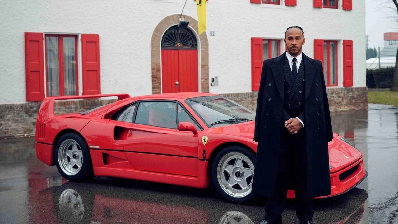 Hamilton Ferrari ile pistlere dönüyor, Alonso yeni sezonda Formula 1'in en tecrübeli pilotu olarak öne çıkıyor