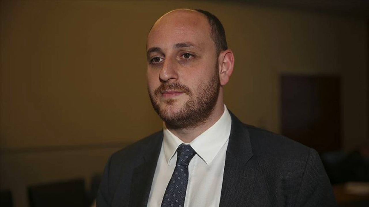 AKP'li Büyükgümüş: CHP'nin Cumhurbaşkanı Adayı Belirleme Süreci Tiyatroya Döndü