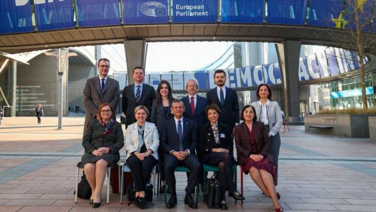 CHP'nin Türkiye-AB ilişkilerindeki tarihsel rolü ele alınıyor