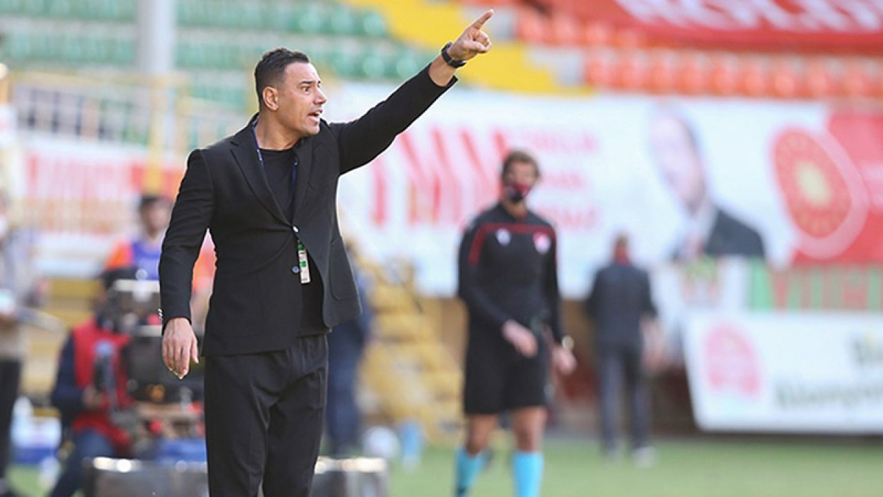 Başakşehir'den Çağdaş Atan için Görev Devam Kararı