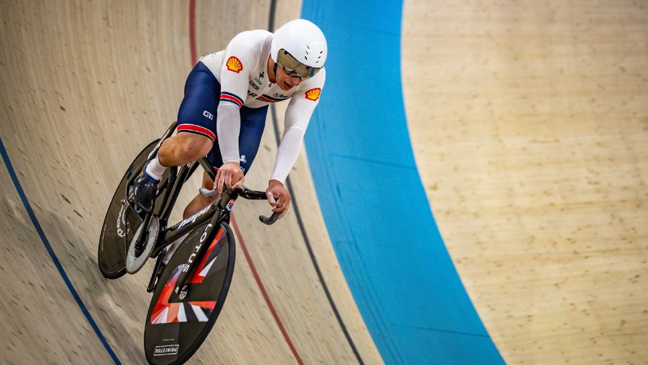 Yeni dünya rekoru pist bisikleti uluslar kupasında kırıldı