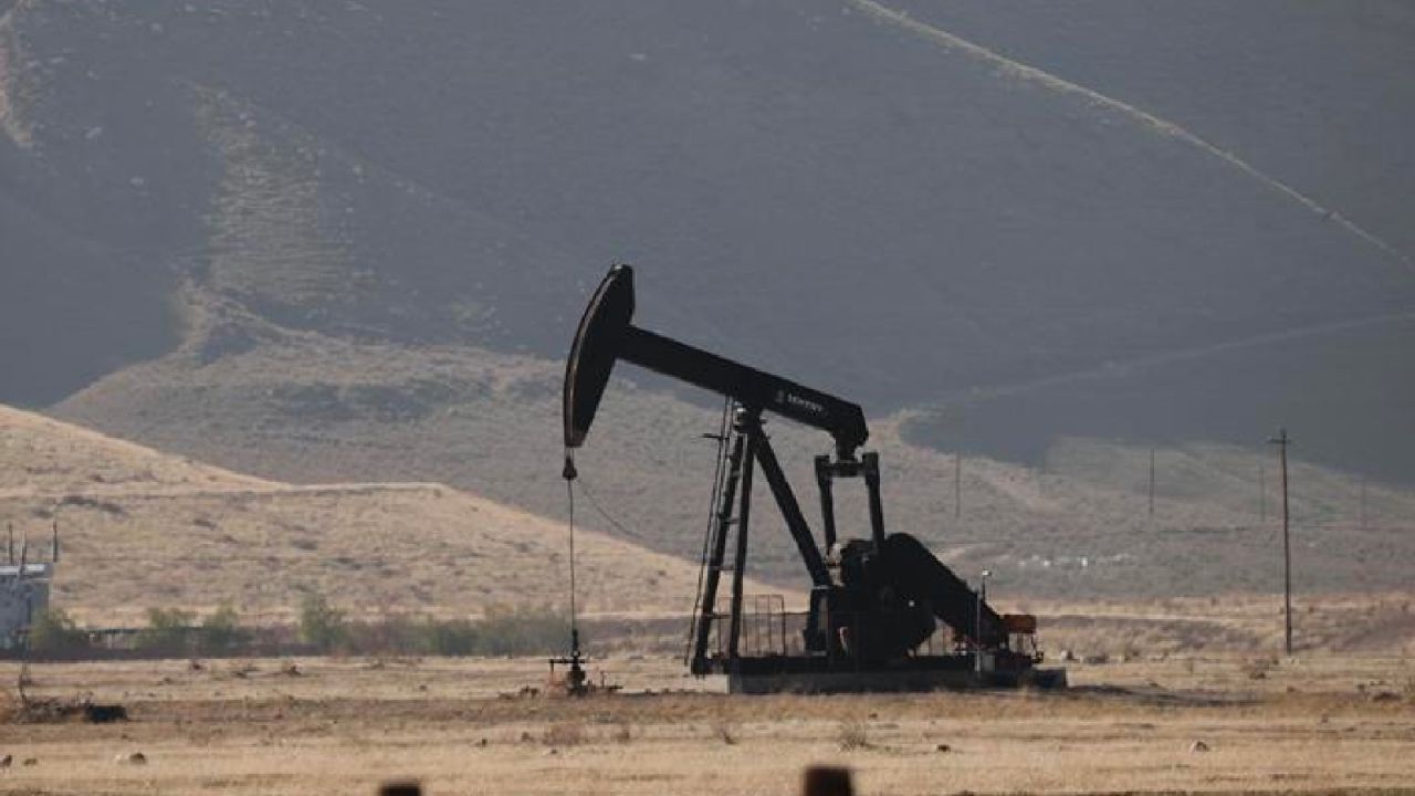 Brent petrolün varil fiyatı 70,66 dolara ulaştı