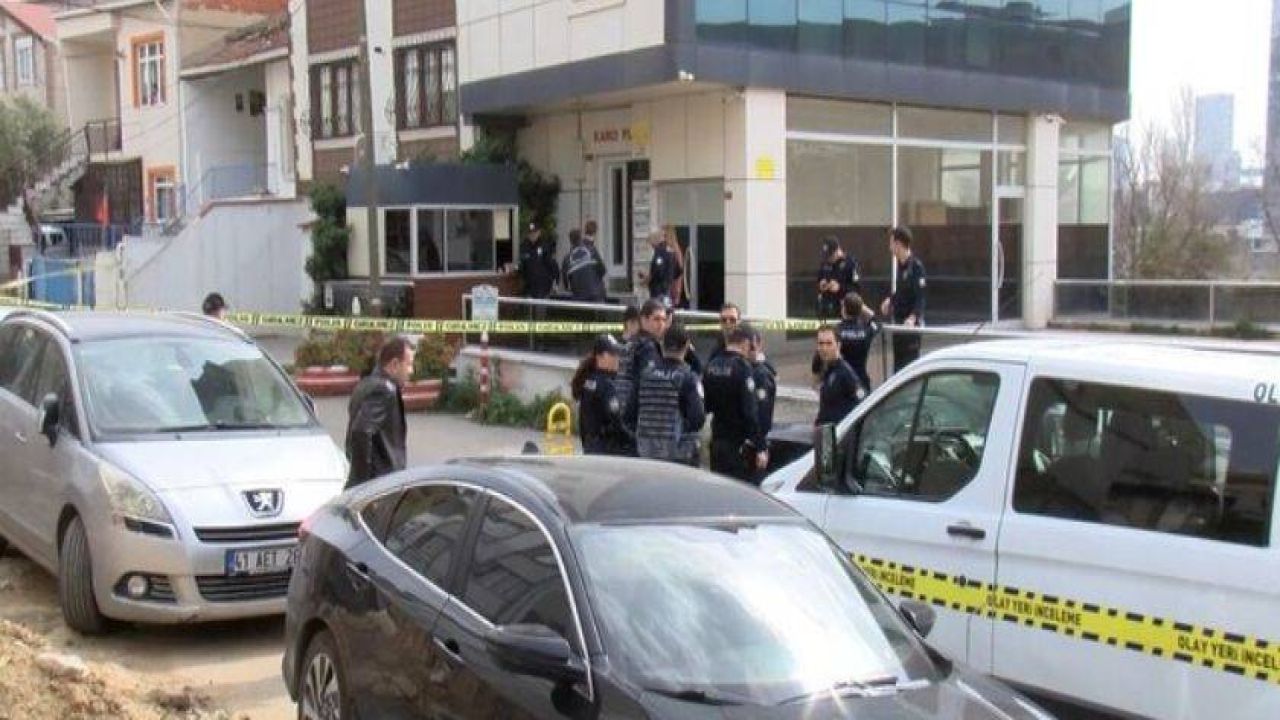 Maltepe'de çalışan, gizli kamerayı fark edip patronunu rehin aldı