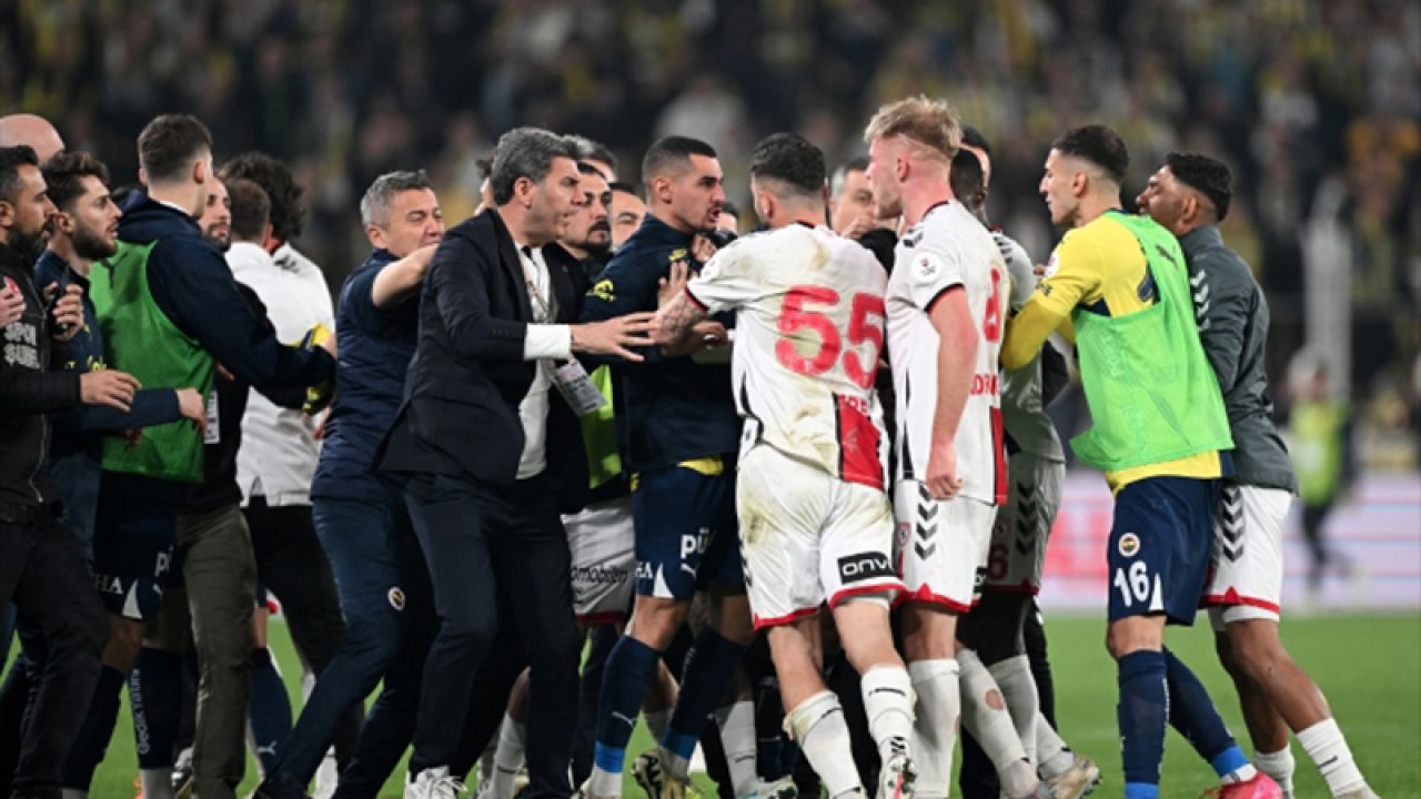 Samsunspor, Fenerbahçeli Oyuncuların Saldırısını Kınadı