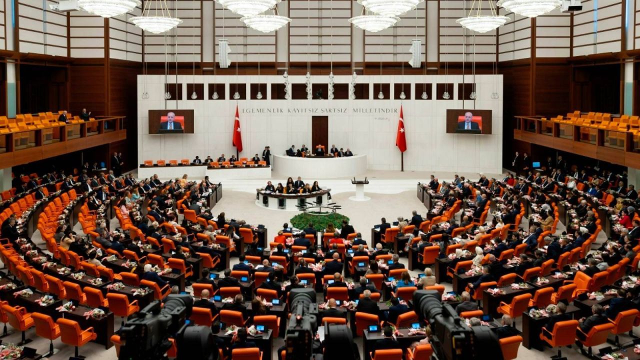 Chp, Hsk Seçimlerinden Çekildi: "Yargı Rakipleri Telef Etmek İçin Kullanılacak"
