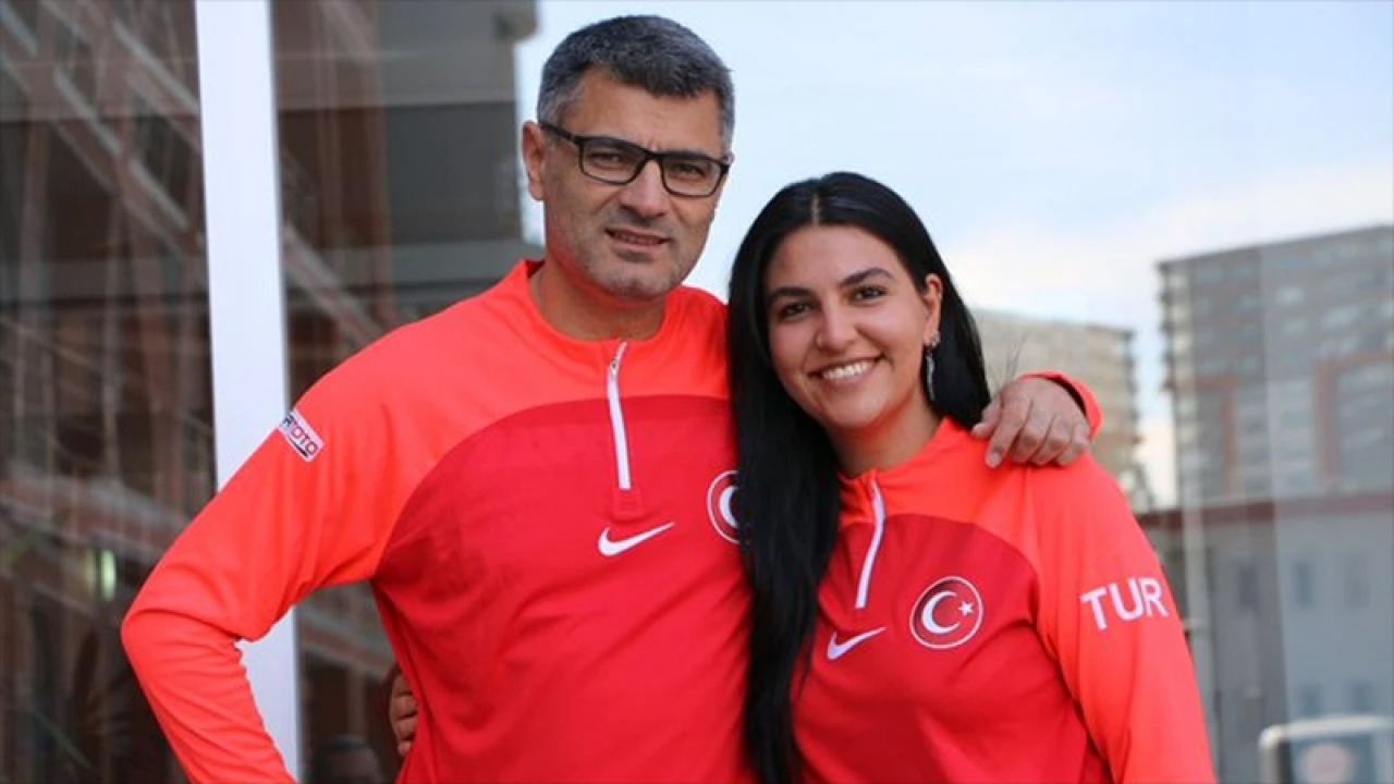 Milli atıcılar Tarhan ve Dikeç, Ankara'da Üniversite Öğrencileriyle Buluştu