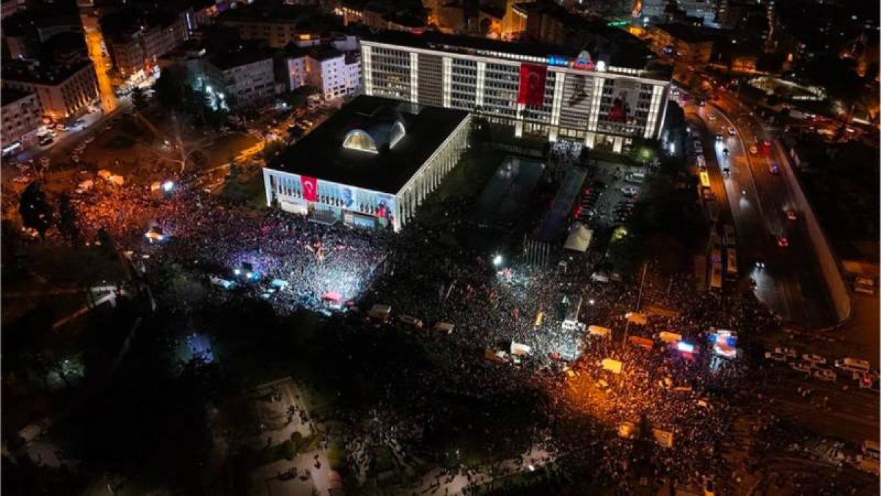 Doğru: İmamoğlu'na Destek Türkiye Genelinde Güç Zehirlenmesi Sonucu Arttı